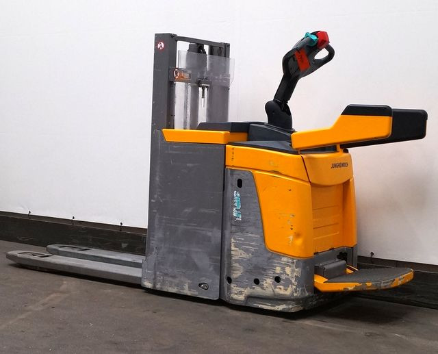 Jungheinrich ERD220 - آلة التكديس: صورة 2 Jungheinrich ERD220 - آلة التكديس: صورة 2