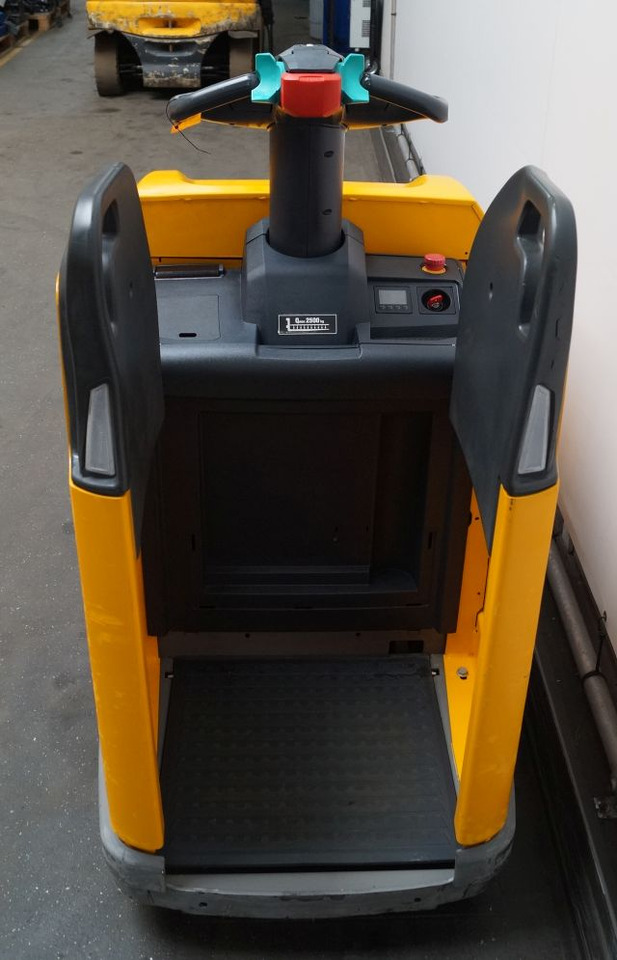 Jungheinrich ERE225 - شاحنة باليت: صورة 3 Jungheinrich ERE225 - شاحنة باليت: صورة 3