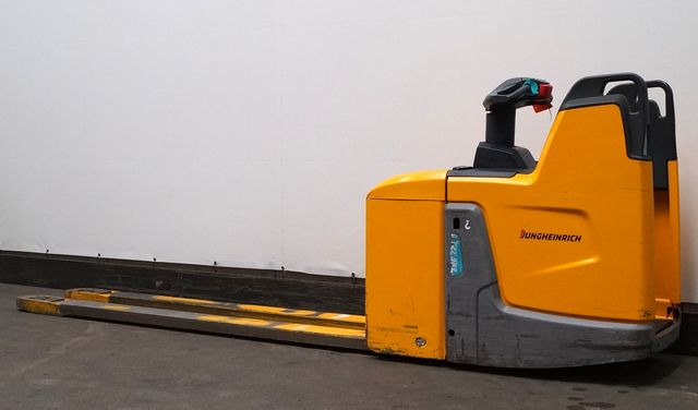 Jungheinrich ERE225 - شاحنة باليت: صورة 2 Jungheinrich ERE225 - شاحنة باليت: صورة 2