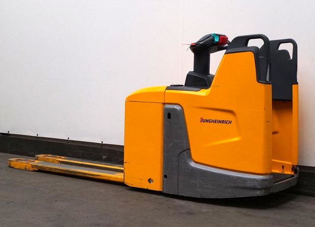 Jungheinrich ERE225 - شاحنة باليت: صورة 2 Jungheinrich ERE225 - شاحنة باليت: صورة 2