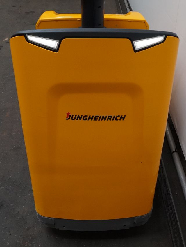 Jungheinrich ERE225 - شاحنة باليت: صورة 4 Jungheinrich ERE225 - شاحنة باليت: صورة 4
