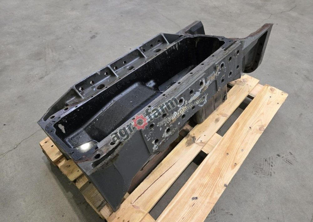 Miska oleju Valtra T173, T172, T193, T192, T182 - محرك - شاحنة: صورة 4 Miska oleju Valtra T173, T172, T193, T192, T182 - محرك - شاحنة: صورة 4