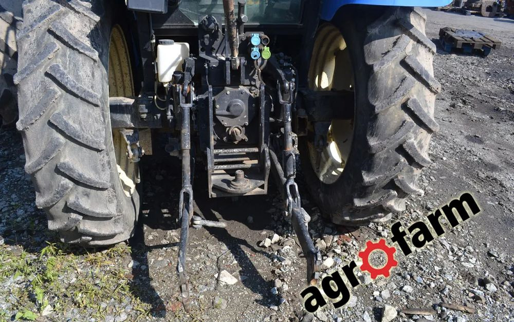 New Holland T5050 skrzynia silnik most obudowa piasta blok zawór - صندوق التروس - الآلات الزراعية: صورة 2 New Holland T5050 skrzynia silnik most obudowa piasta blok zawór - صندوق التروس - الآلات الزراعية: صورة 2