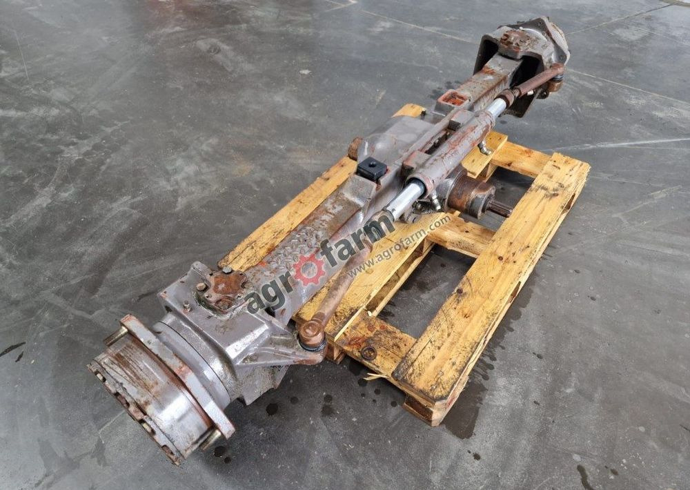 Przedni most Massey Ferguson 3610 - نقل الحركة: صورة 1 Przedni most Massey Ferguson 3610 - نقل الحركة: صورة 1