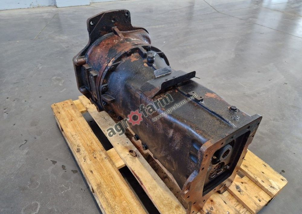 Skrzynia biegów Landini 6.130 C - صندوق التروس: صورة 1 Skrzynia biegów Landini 6.130 C - صندوق التروس: صورة 1