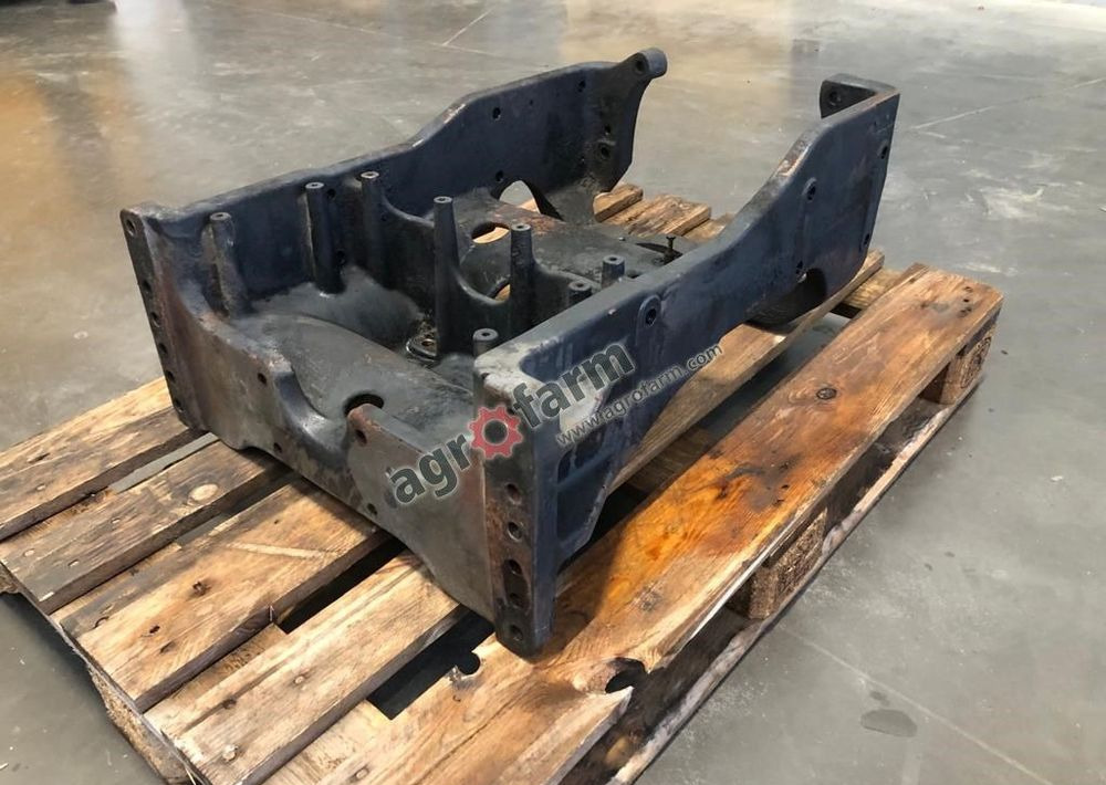 Suport przedni Claas Arion 420, 410, 430 - هيكل السيارة الخارجية: صورة 4 Suport przedni Claas Arion 420, 410, 430 - هيكل السيارة الخارجية: صورة 4