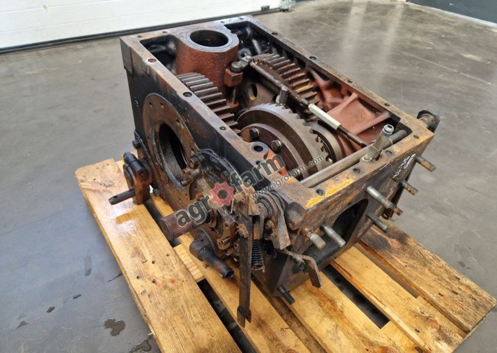 Tylny most Renault 95-12 - صندوق التروس: صورة 2 Tylny most Renault 95-12 - صندوق التروس: صورة 2