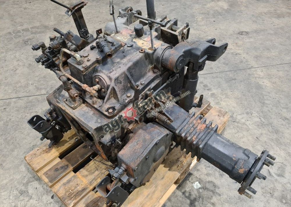 Tylny most Renault Ceres 85 - صندوق التروس: صورة 2 Tylny most Renault Ceres 85 - صندوق التروس: صورة 2