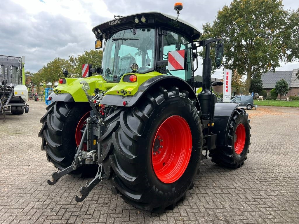 Claas Arion 630 CIS+ CMATIC - جرار: صورة 5 Claas Arion 630 CIS+ CMATIC - جرار: صورة 5