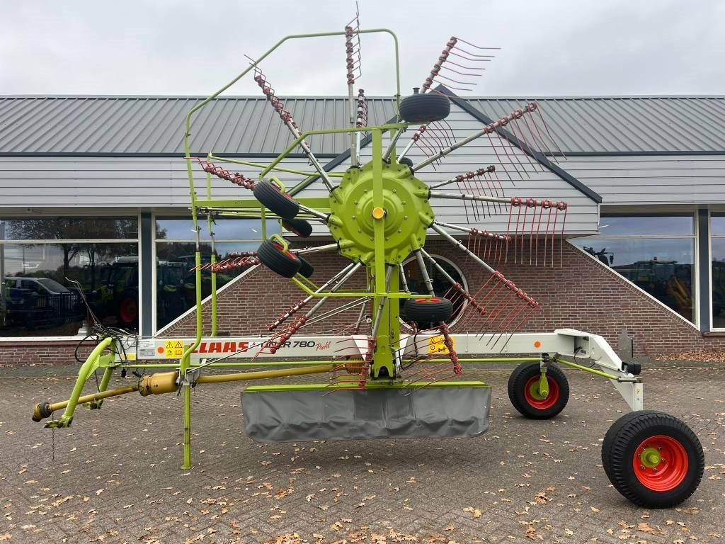 Claas Liner 780 Profil - آلة تيبيس العشب/ آلة جمع العشب: صورة 2 Claas Liner 780 Profil - آلة تيبيس العشب/ آلة جمع العشب: صورة 2