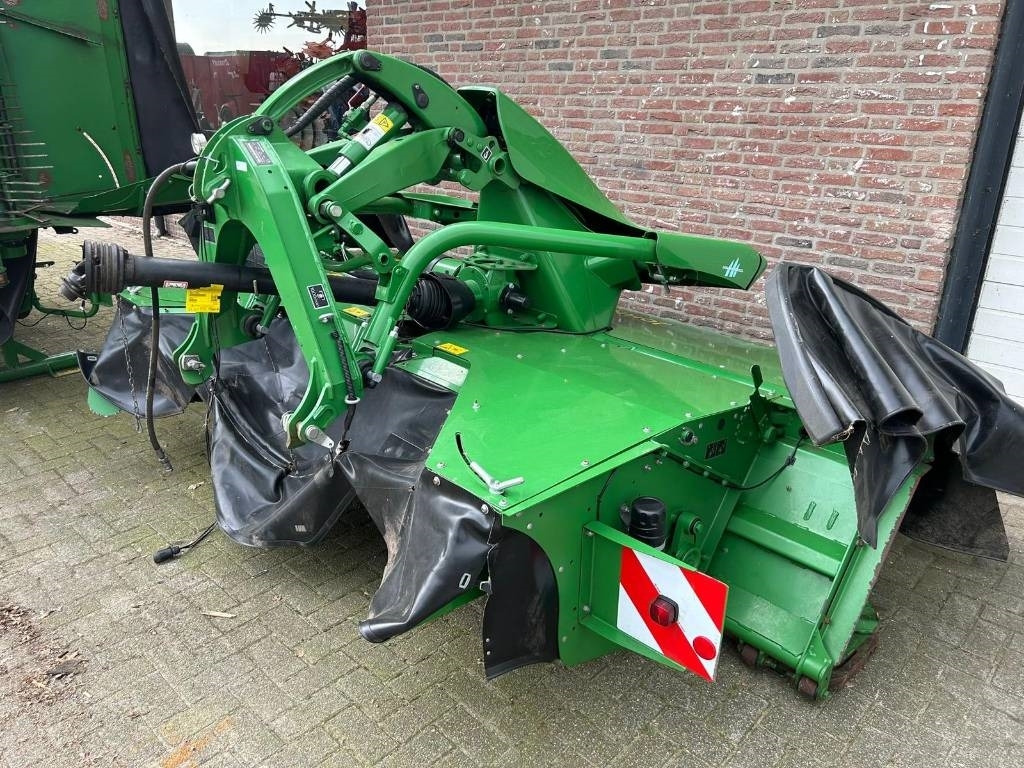 John Deere F990R + F350R vlinder maaier - جزازة العشب: صورة 3 John Deere F990R + F350R vlinder maaier - جزازة العشب: صورة 3