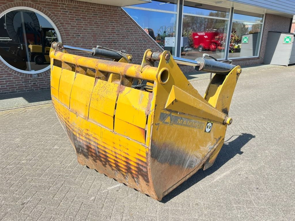 Mammut SC 220 H Kuilhapper - معدات الثروة الحيوانية: صورة 1 Mammut SC 220 H Kuilhapper - معدات الثروة الحيوانية: صورة 1