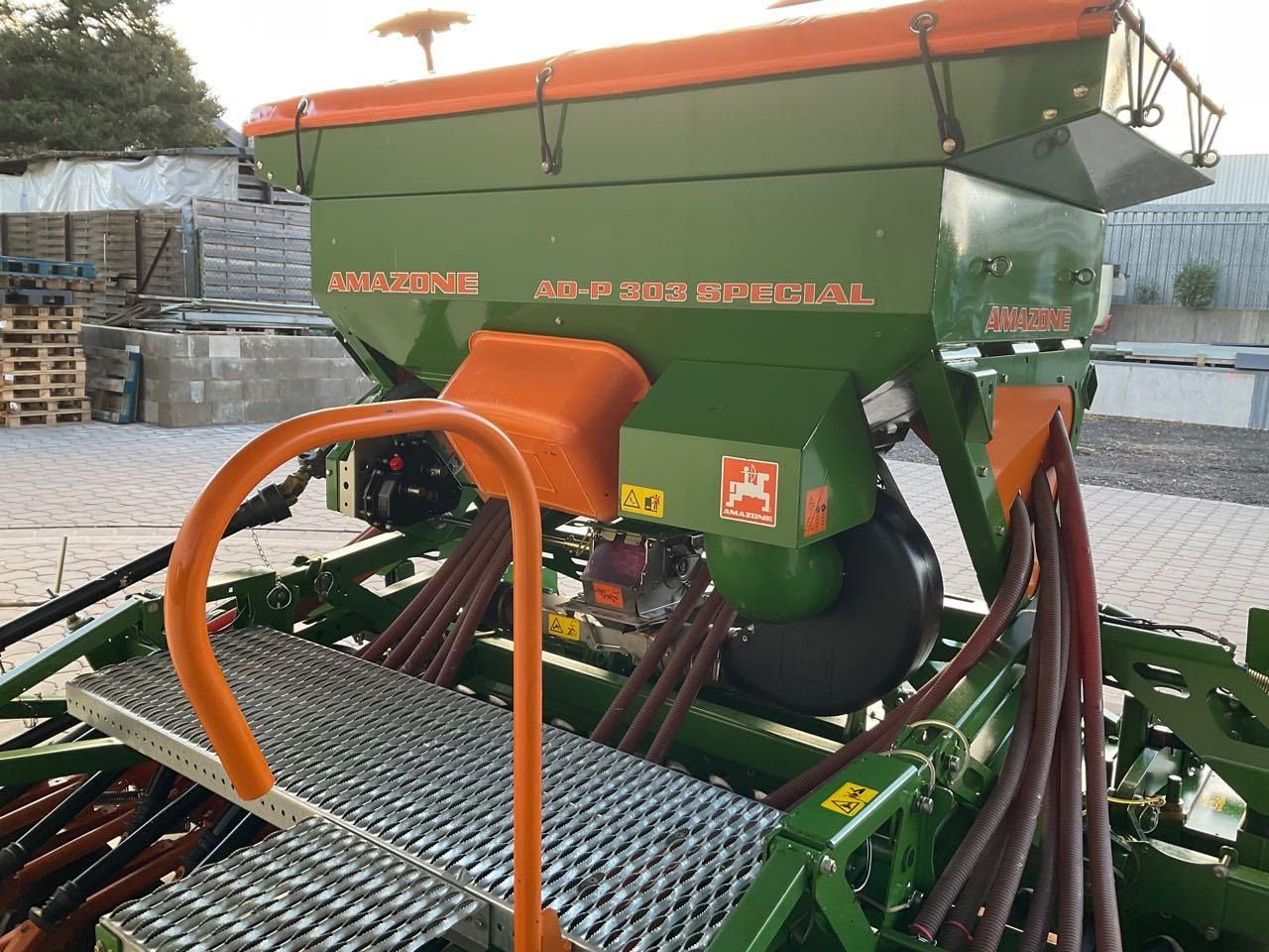 Amazone ADP 303 Spezial, KX 3000 - آلة البذار متعددة الوظائف: صورة 4 Amazone ADP 303 Spezial, KX 3000 - آلة البذار متعددة الوظائف: صورة 4