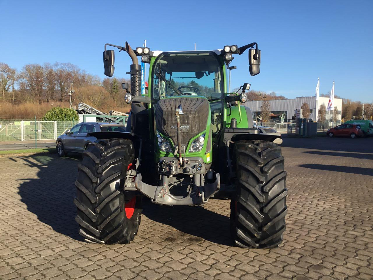 Fendt 718 Vario S4 - جرار: صورة 2 Fendt 718 Vario S4 - جرار: صورة 2