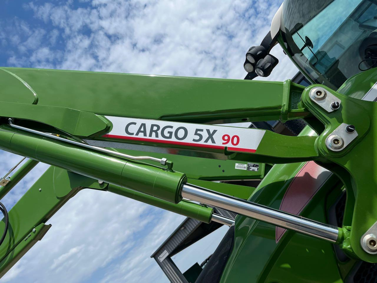 Fendt Cargo 5x90 - رافعة أمامية للجرار: صورة 1 Fendt Cargo 5x90 - رافعة أمامية للجرار: صورة 1