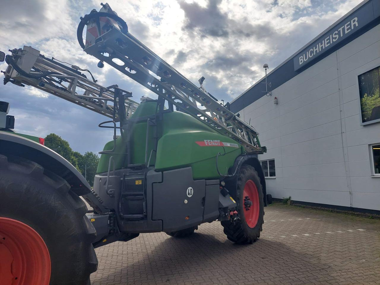 Fendt Rogator 366 - بخاخ مقطورة: صورة 1 Fendt Rogator 366 - بخاخ مقطورة: صورة 1