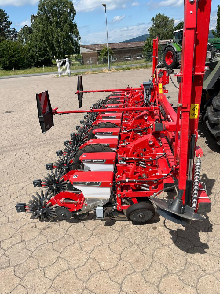 Kverneland Unicorn SD e-drive - آلة نثر البذور الدقيقة: صورة 1 Kverneland Unicorn SD e-drive - آلة نثر البذور الدقيقة: صورة 1