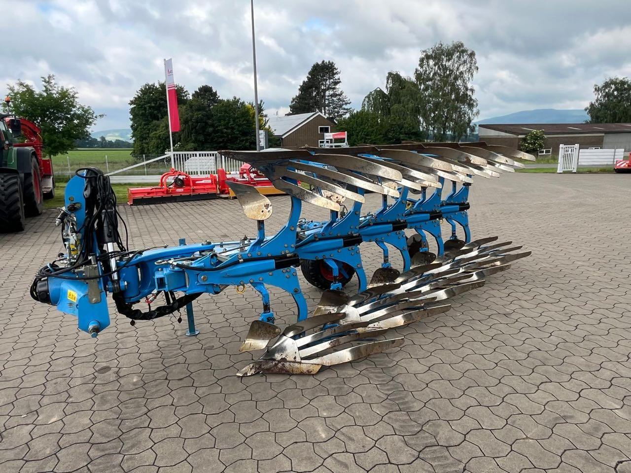 Lemken Juwel 8 V T 5 L 90 TurnControl - محراث: صورة 1 Lemken Juwel 8 V T 5 L 90 TurnControl - محراث: صورة 1
