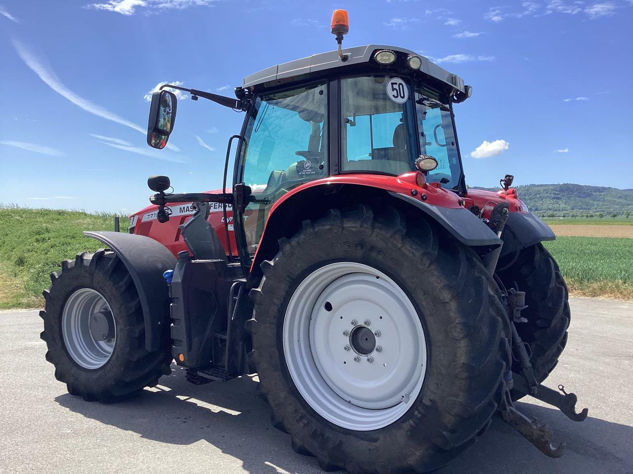Massey Ferguson 7719 Dyna VT - جرار: صورة 3 Massey Ferguson 7719 Dyna VT - جرار: صورة 3