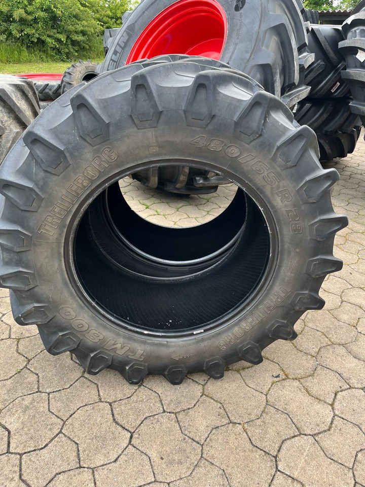 Trelleborg TM 800 - إطارات: صورة 3 Trelleborg TM 800 - إطارات: صورة 3