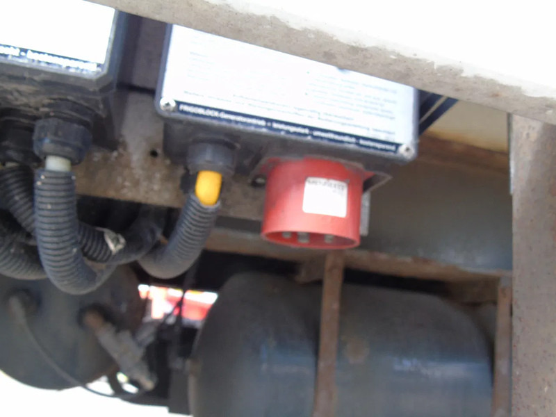 مقطورة فريزر Burg frigo block + lift: صورة 12 مقطورة فريزر Burg frigo block + lift: صورة 12