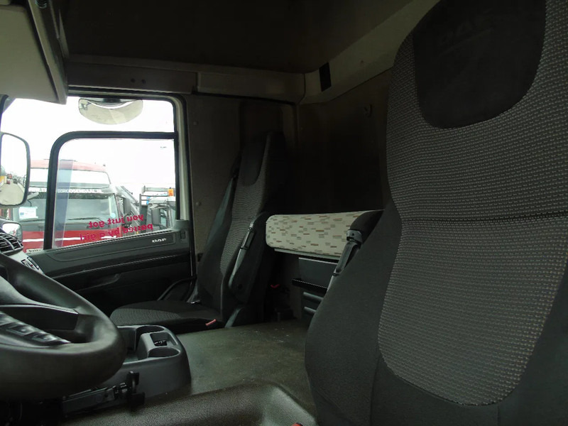 وحدة جر DAF CF 400: صورة 15