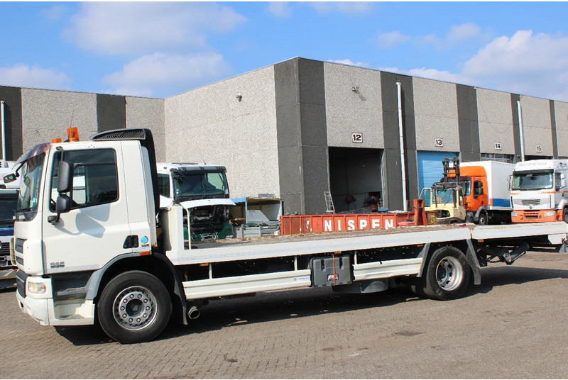 DAF CF 75.310 + HYDROLIC PLATFORM + EURO 5 + REMOTE + MANUAL - شاحنة نقل سيارات شاحنة: صورة 3 DAF CF 75.310 + HYDROLIC PLATFORM + EURO 5 + REMOTE + MANUAL - شاحنة نقل سيارات شاحنة: صورة 3