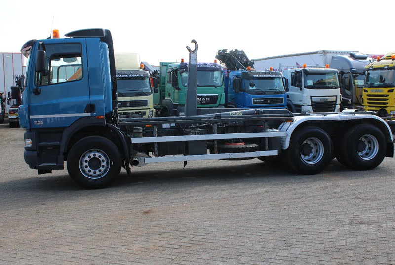 DAF CF 85.410 + euro 5 + 6x2 - شاحنة ذات خطاف: صورة 5 DAF CF 85.410 + euro 5 + 6x2 - شاحنة ذات خطاف: صورة 5