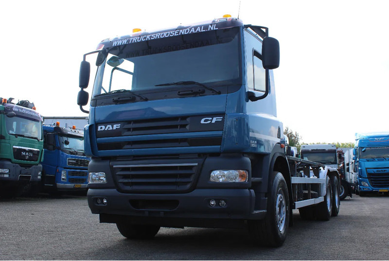 DAF CF 85.410 + euro 5 + 6x2 - شاحنة ذات خطاف: صورة 3 DAF CF 85.410 + euro 5 + 6x2 - شاحنة ذات خطاف: صورة 3