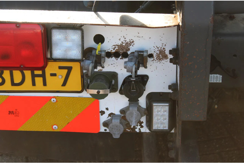 شاحنة ذات خطاف DAF CF 85.460 8X4 + 30 TON VDL hook + euro 5: صورة 11 شاحنة ذات خطاف DAF CF 85.460 8X4 + 30 TON VDL hook + euro 5: صورة 11