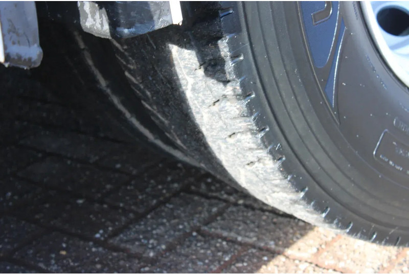 شاحنة ذات خطاف DAF CF 85.460 8X4 + 30 TON VDL hook + euro 5: صورة 16 شاحنة ذات خطاف DAF CF 85.460 8X4 + 30 TON VDL hook + euro 5: صورة 16