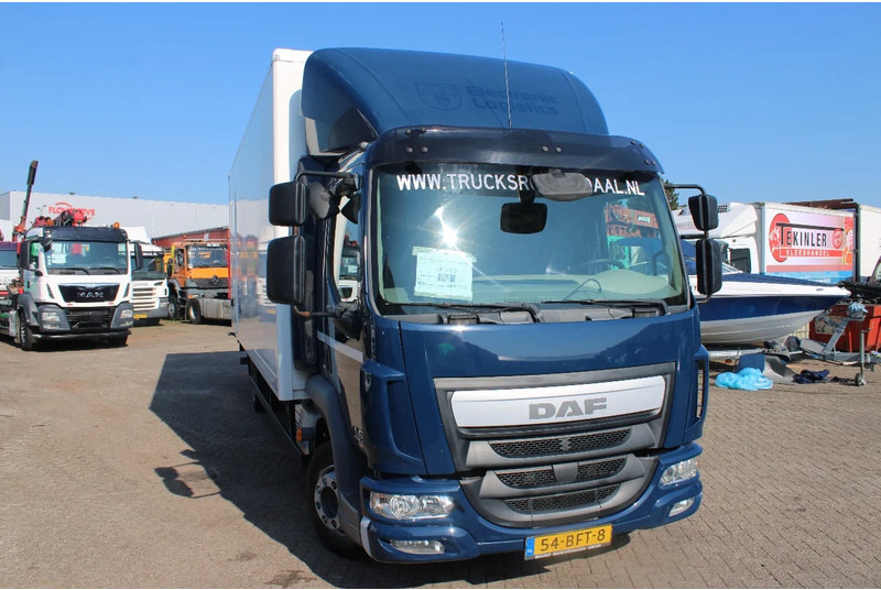 DAF LF 210 + EURO 6 + LIFT + 12T - شاحنة مقفلة: صورة 3 DAF LF 210 + EURO 6 + LIFT + 12T - شاحنة مقفلة: صورة 3
