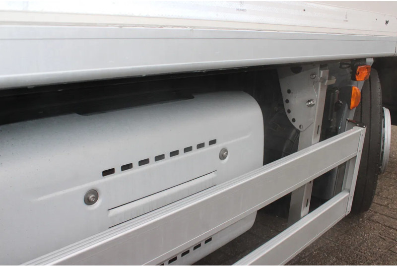 شاحنة الفريزر DAF LF 210 + EURO 6 + LIFT: صورة 17