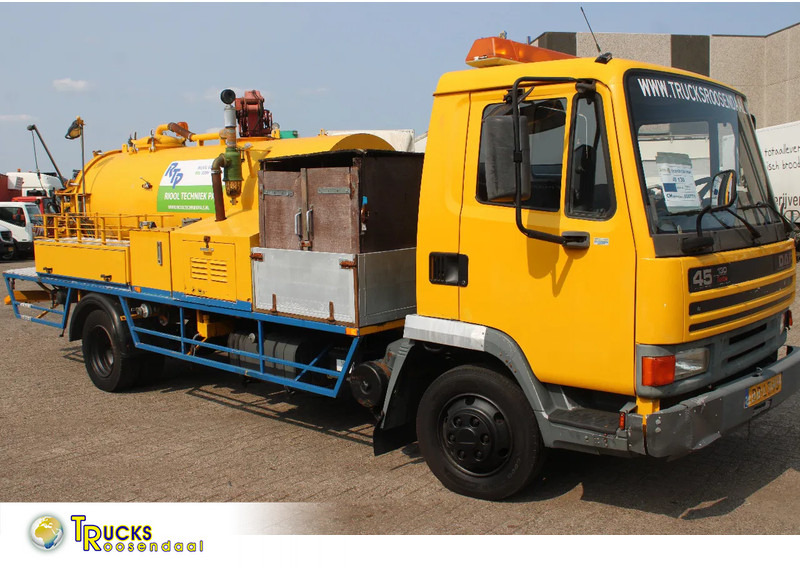 DAF LF 45.130 + RON 4.000LITER - شاحنة الشفط: صورة 1 DAF LF 45.130 + RON 4.000LITER - شاحنة الشفط: صورة 1