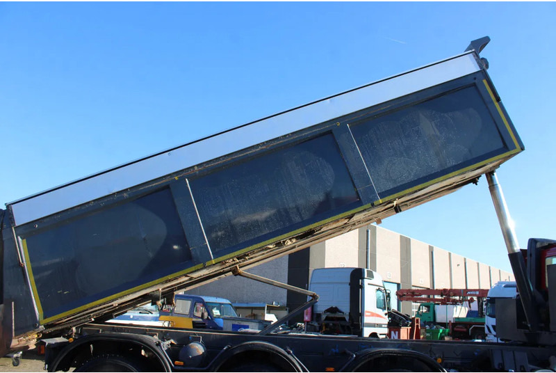 Ginaf X 4446 TS + EURO 5 + TIPPER + 8X8 - شاحنة قلاب: صورة 5 Ginaf X 4446 TS + EURO 5 + TIPPER + 8X8 - شاحنة قلاب: صورة 5