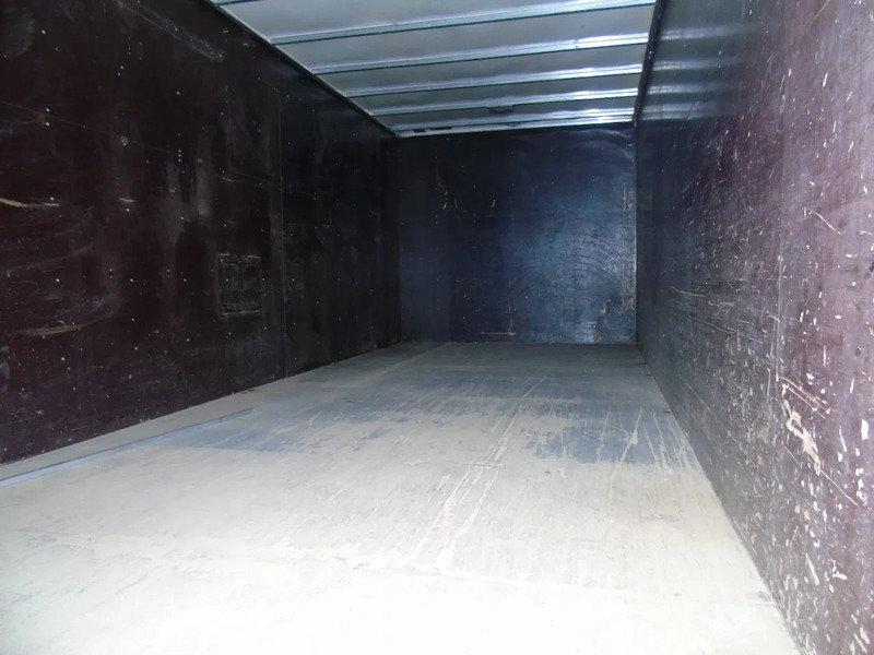 Iveco Eurocargo 120E22 + EURO 5 + 5.80 METER BOX - شاحنة مقفلة: صورة 5 Iveco Eurocargo 120E22 + EURO 5 + 5.80 METER BOX - شاحنة مقفلة: صورة 5