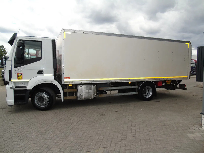 Iveco Stralis 310 + euro 6 + lift + 2x IN STOCK - شاحنة مقفلة: صورة 3 Iveco Stralis 310 + euro 6 + lift + 2x IN STOCK - شاحنة مقفلة: صورة 3