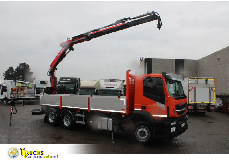 Iveco Stralis 420 + 6x2 + FASSI F185 + EURO 6 + LOW KM + REMOTE - شاحنة كرين: صورة 1 Iveco Stralis 420 + 6x2 + FASSI F185 + EURO 6 + LOW KM + REMOTE - شاحنة كرين: صورة 1