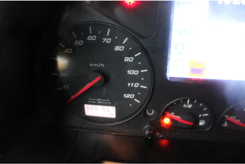 وحدة جر Iveco Stralis 480 + 6X2 + STEERING AXLE + 2x IN STOCK: صورة 16