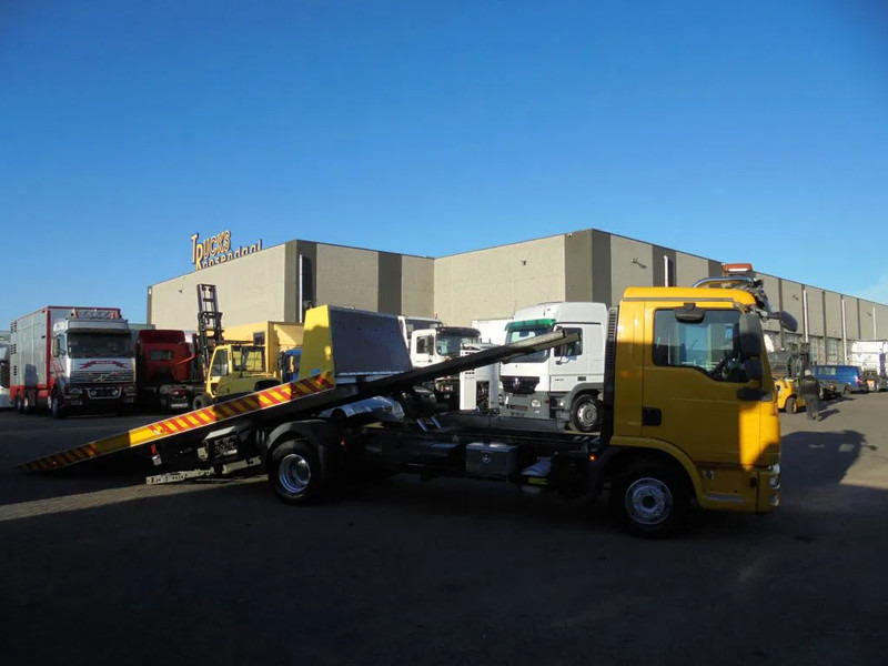 MAN TGL 12.220 + manual + full option+ BRIL + WINCH + Discounted from 42.950,- - شاحنة نقل سيارات شاحنة: صورة 3 MAN TGL 12.220 + manual + full option+ BRIL + WINCH + Discounted from 42.950,- - شاحنة نقل سيارات شاحنة: صورة 3