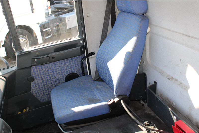شاحنة MAN TGL 17.240 + 3PERSON + MANUAL: صورة 9