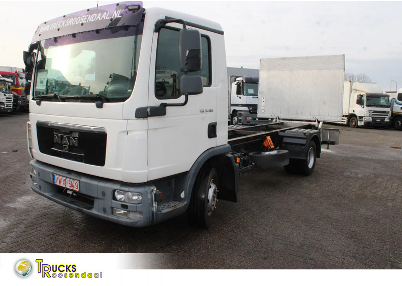 MAN TGL 8.180 + Euro 5 + Dhollandia LIFT - شاحنة هيكل كابينة: صورة 1 MAN TGL 8.180 + Euro 5 + Dhollandia LIFT - شاحنة هيكل كابينة: صورة 1