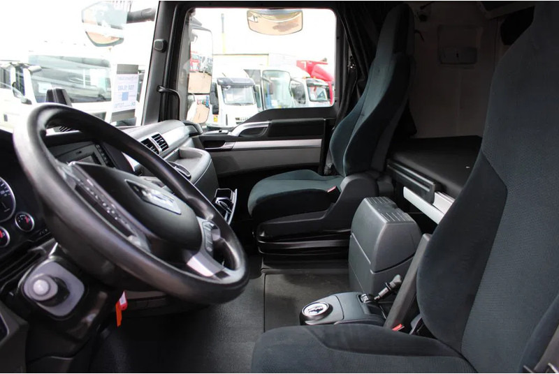 MAN TGX 18.480 + Euro 6 + Retarder - وحدة جر: صورة 4 MAN TGX 18.480 + Euro 6 + Retarder - وحدة جر: صورة 4