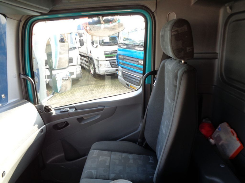 شاحنة مقفلة Mercedes-Benz AXOR 1823 + Dhollandia Lift: صورة 13 شاحنة مقفلة Mercedes-Benz AXOR 1823 + Dhollandia Lift: صورة 13