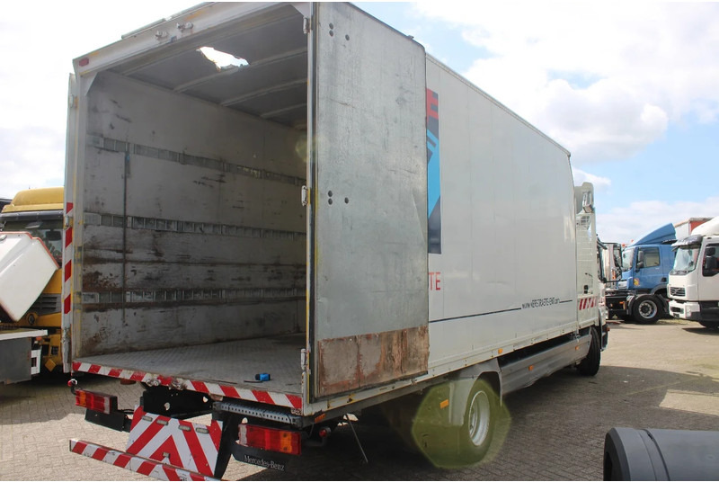 Mercedes-Benz Atego 1218 + EURO 5 + manual - شاحنة مقفلة: صورة 4 Mercedes-Benz Atego 1218 + EURO 5 + manual - شاحنة مقفلة: صورة 4