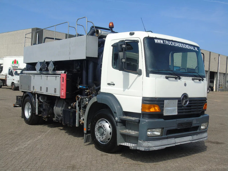 Mercedes-Benz Atego 1923 + 8.800 liter INOX + complete pump/tipper/functional + EURO 2 - شاحنة الشفط: صورة 4 Mercedes-Benz Atego 1923 + 8.800 liter INOX + complete pump/tipper/functional + EURO 2 - شاحنة الشفط: صورة 4