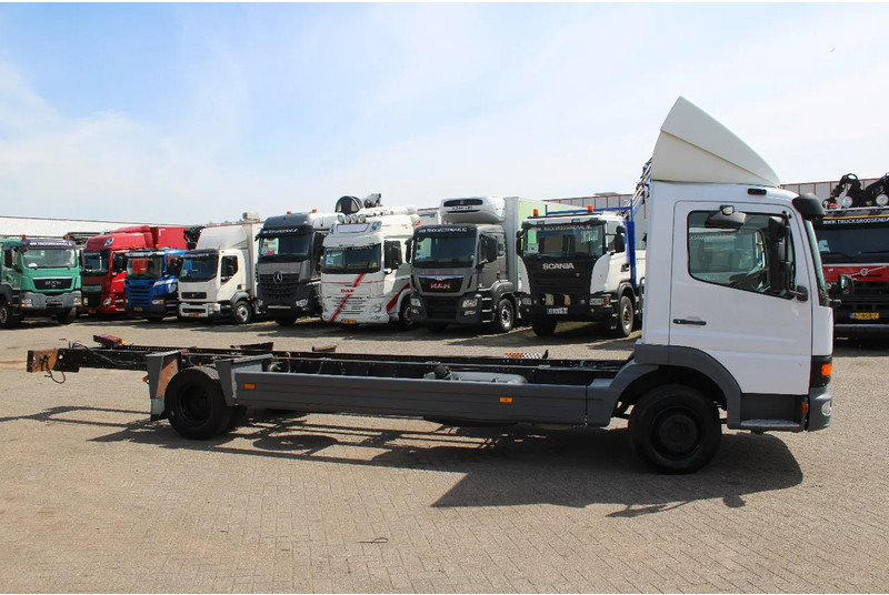 Mercedes-Benz Atego 918 + MANUAL + EURO 2 - شاحنة هيكل كابينة: صورة 4 Mercedes-Benz Atego 918 + MANUAL + EURO 2 - شاحنة هيكل كابينة: صورة 4