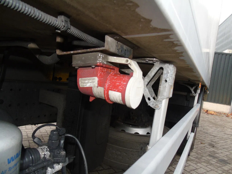 شاحنة الفريزر Mercedes-Benz Axor 1829 + CARRIER SUPRA 950 + LIFT + ATP + EURO 5: صورة 14