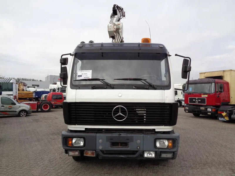 Mercedes-Benz SK 2433 + Semi-Auto + PTO + Serie 14 Crane + 3 pedals - شاحنة - نظام الكابلات, شاحنة كرين: صورة 2 Mercedes-Benz SK 2433 + Semi-Auto + PTO + Serie 14 Crane + 3 pedals - شاحنة - نظام الكابلات, شاحنة كرين: صورة 2