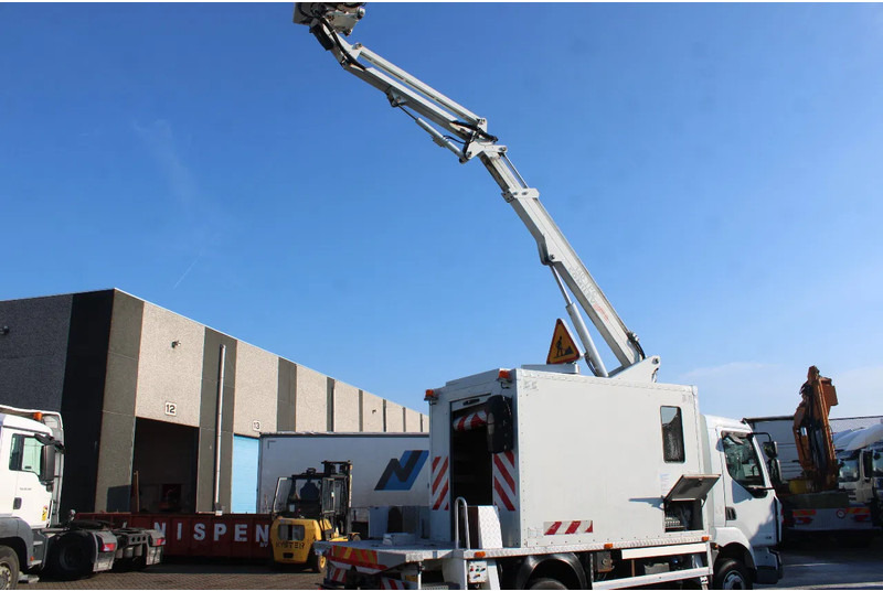 Renault Midlum 220 + 14METER + EURO 5 - شاحنة: صورة 4 Renault Midlum 220 + 14METER + EURO 5 - شاحنة: صورة 4